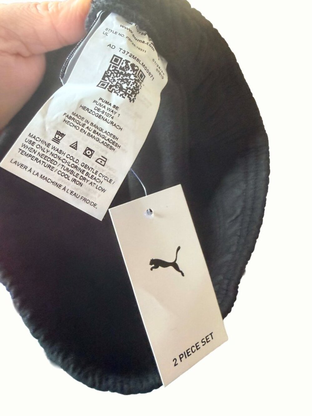 NWT PUMA Kids Size 6 Red Hoodie & Black Jogger 2 Piece Fleece Set $46 Retail - Picture 4 of 9